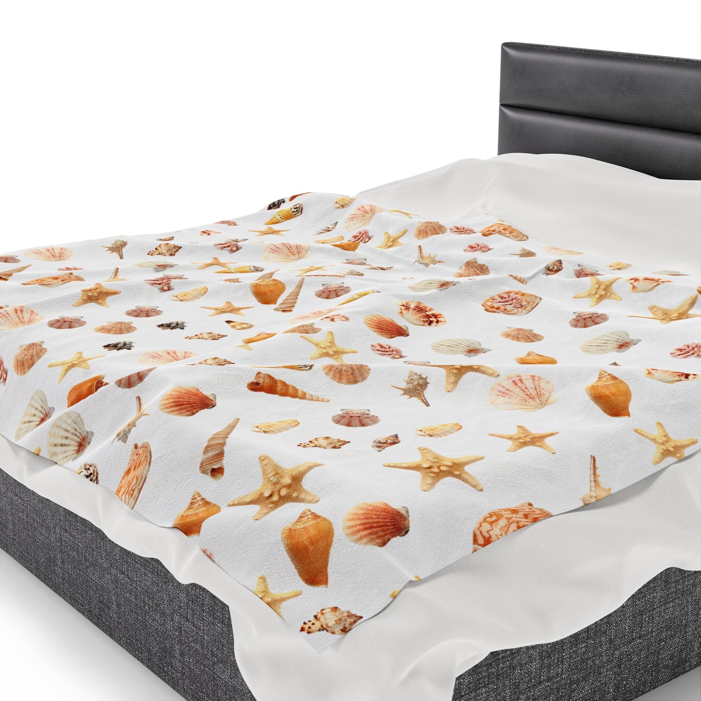 Sea shell velveteen blanket with colorful shell patterns, perfect for cozy home decor